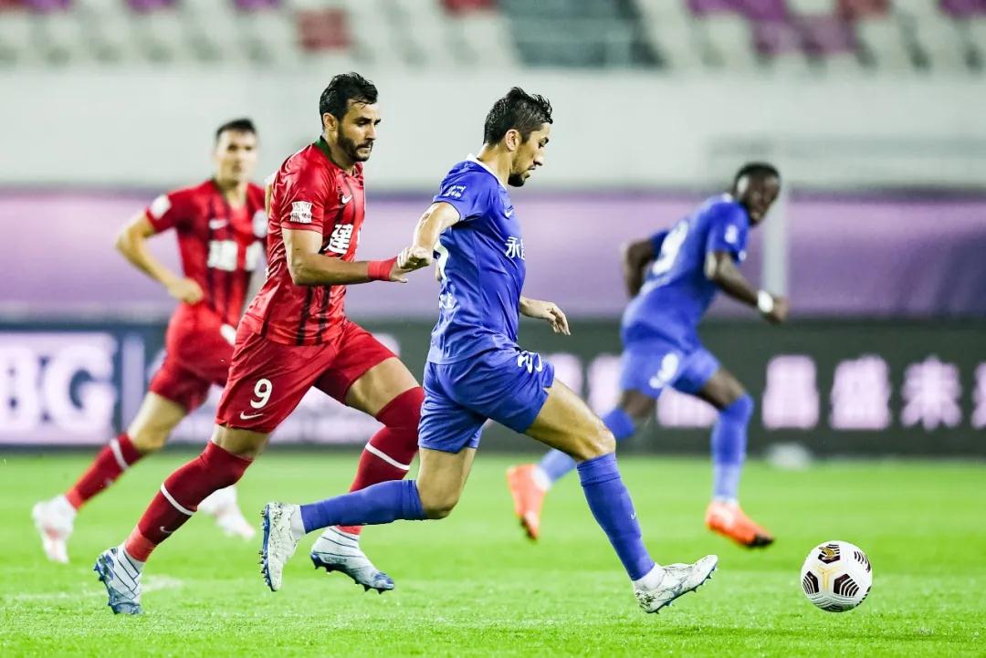 يوفنتوس وإنتر ميلان بث مباشرمواجهة كلاسيكو الإيطالي