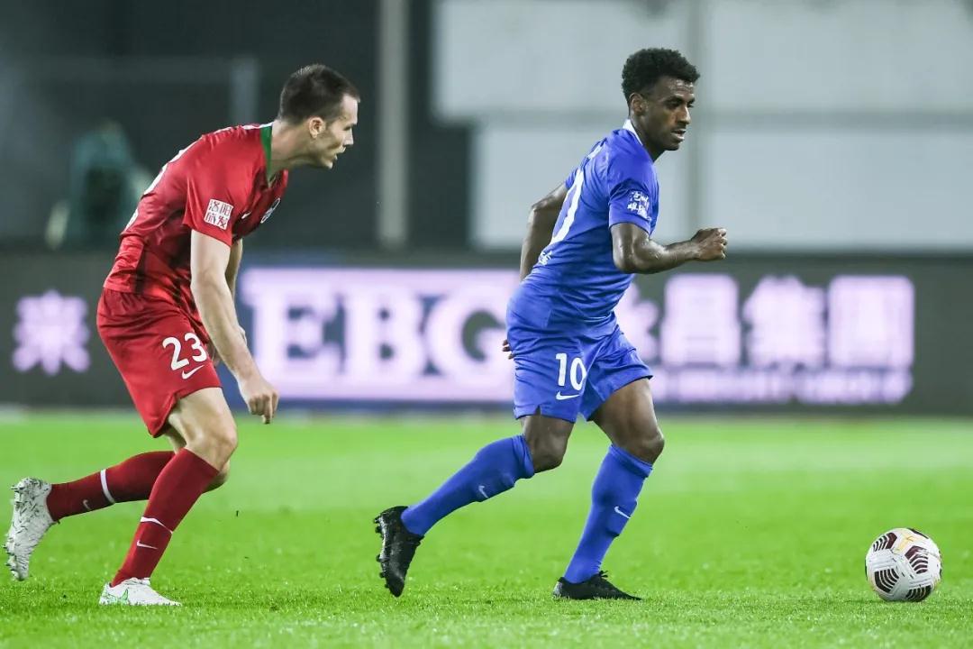 الحضور الجماهيري في الدوري السعودي 2022مشهد متجدد للشغب الكروي